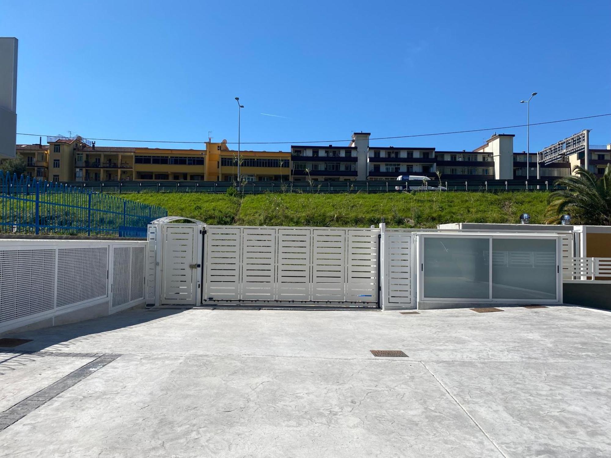 Appartamento Bilocale Con Terrazzo E Posto Auto - La Bersagliera