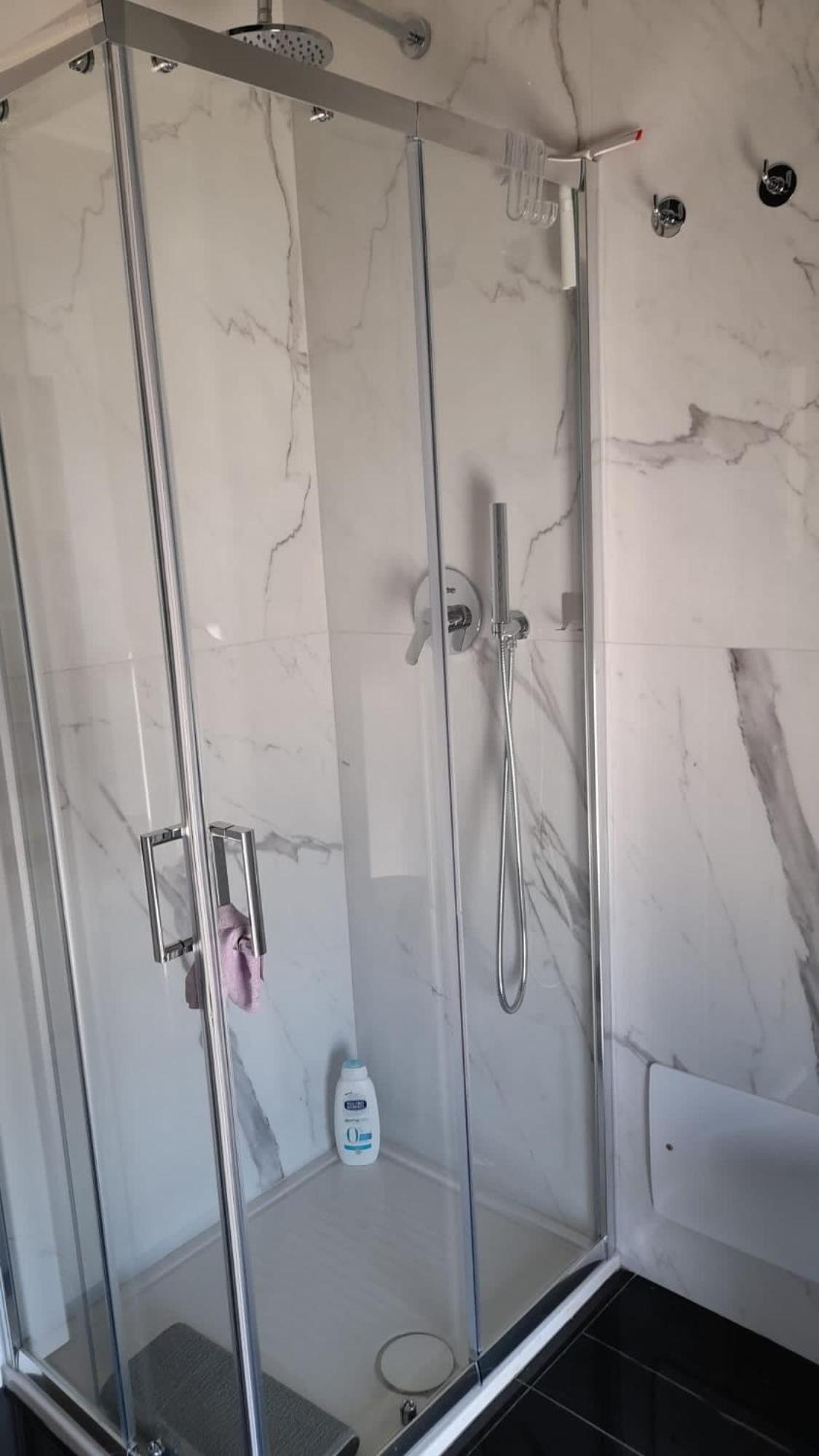 Bilocale Con Terrazzo E Posto Auto - La Bersagliera Appartamento